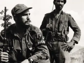 Junger Fidel Castro bei der Armee