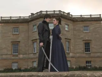 Stolz und Vorurteil & Zombies: Mr. Darcy (Sam Riley) und Liz (Lily James) kommen sich näher.