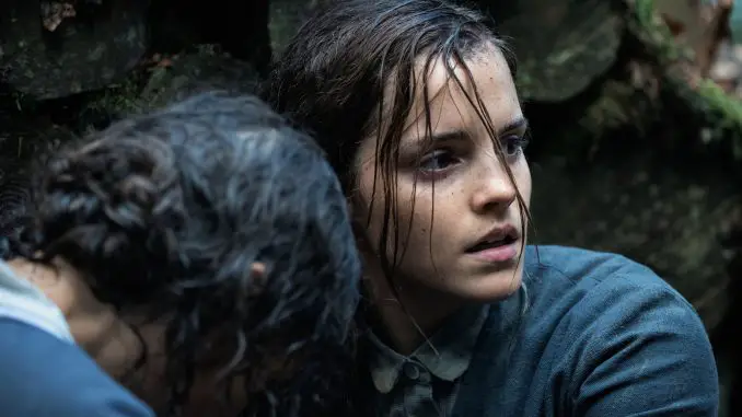 Lena (Emma Watson) ist verzweifelt.