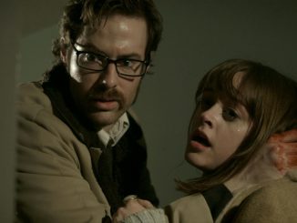 POD: Ed (Brian Morvant) und Lyla (Lauren Ashley Carter) machen im Keller ihrer Eltern eine furchtbare Entdeckung
