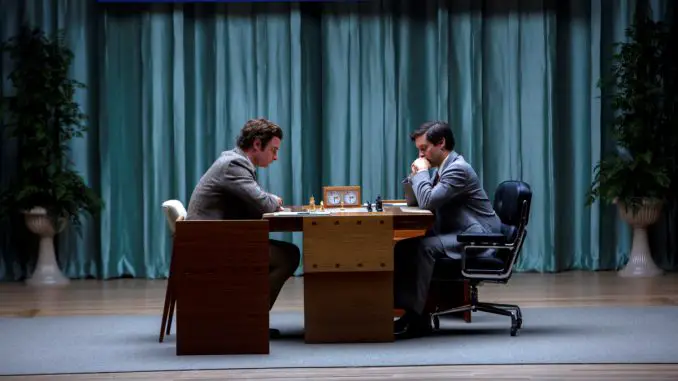 Bobby Fischer (Tobey Maguire) und Boris Spassky (Liev Schreiber) in Bauernopfer – Spiel der Könige
