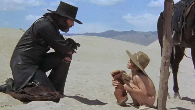 El Topo: El Topo (Alejandro Jodorowsky) reist mit seinem kleinen Sohn durchs Land