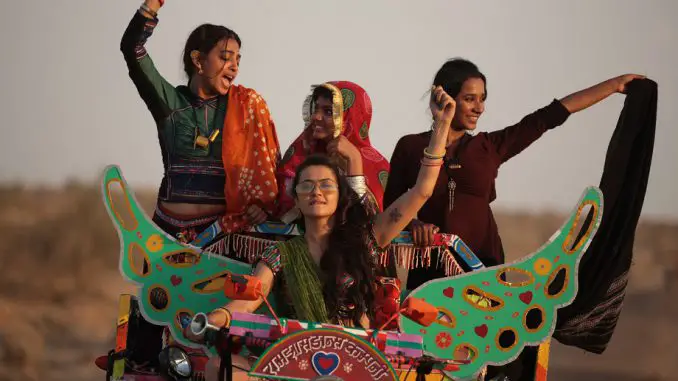 Die Zeit der Frauen: Die indischen Frauen freuen sich des Lebens.