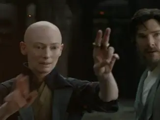 Marvel's DOCTOR STRANGE: The Ancient One (Tilda Swinton) und Doctor Stephen Strange (Benedict Cumberbatch)