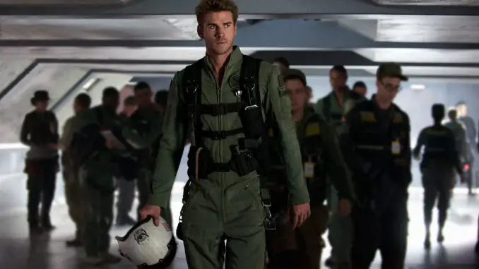 Independence Day: Wiederkehr: Der Kampfpilot Jake Morrison (Liam Hemsworth) zieht gegen die Aliens in die Schlacht