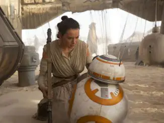 Star Wars: Das Erwachen der Macht - Rey (Daisy Ridley) und BB-8