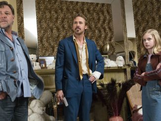 The Nice Guys: Jackson Healy (Russell Crowe), Holland March (Ryan Gosling) und seine Tochter Holly (Angourie Rice) ermitteln im 70er Jahre L.A.