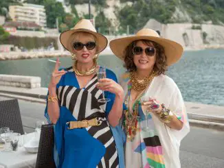 Absolutely Fabulous - Der Film: Edina (Jennifer Saunders) und Patsy (Joanna Lumley) lieben und leben den Glanz und Glamour