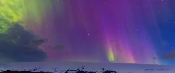 Lichtschauspiel in Island auf 4K UHD