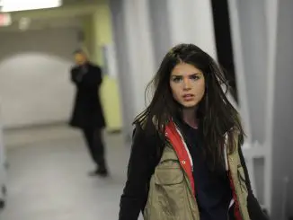 Running Girl: Marie Avgeropoulos