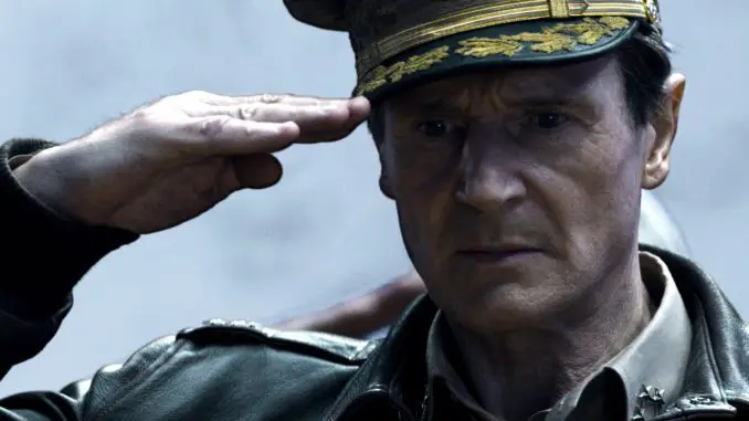 General MacArthur (Liam Neeson) in Operation Chromite
