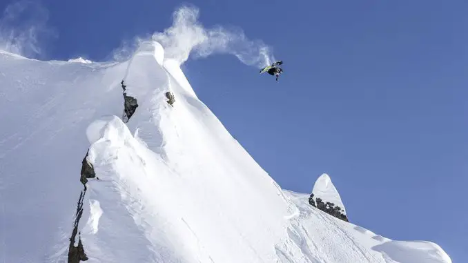 The Fourth Phase: Das Team aus Weltklasse-Snowboardern nimmt jeden Gipfel und jede Herausforderung mit einem Salto