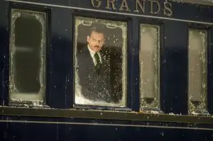 Mord im Orient Express: Was spielt Ratchett (Johnny Depp) für ein Spiel?