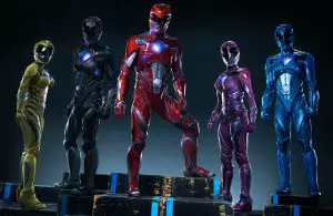 Die fünf Power Rangers in Pose