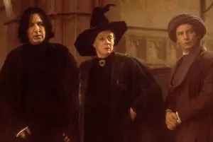 Alan Rickman als Professor Snape, Maggie Smith als Professor McGonagall und Ian Hart als Professor Quirrell
