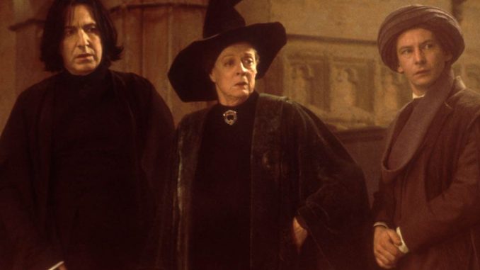 Alan Rickman als Professor Snape, Maggie Smith als Professor McGonagall und Ian Hart als Professor Quirrell