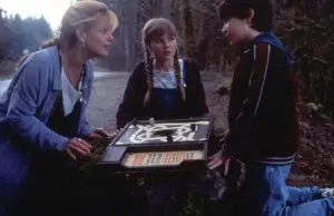 Sarah (Bonnie Hunt), Judy (Kirsten Dunst) und Peter (Bradley Pierce)