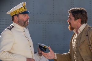 Admiral Fournet (Jean Reno) und Chris Myers (Christian Bale)