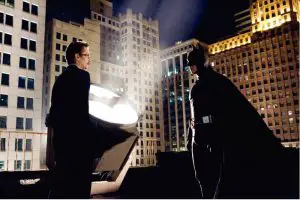 Detective Jim Gordon (Gary Oldman) trifft Batman (Christian Bale)