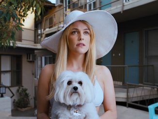 Riley Keough in Under the Silver Lake