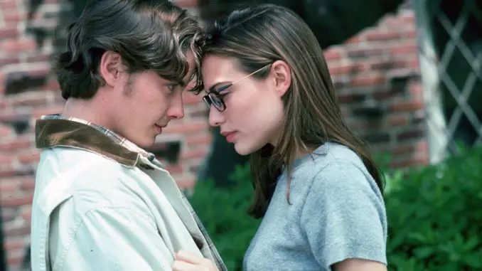 Jeremy London und Claire Forlani in Mallrats