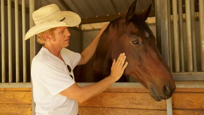 Chasing Bullitt: Steve McQueen mit Pferd