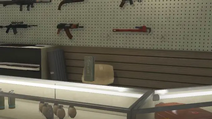 GTA 5: Bei Ammu-Nation lassen sich allerhand Waffen kaufen, darunter auch Haftbomben