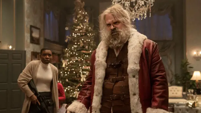 Violent Night - David Harbour als Santa